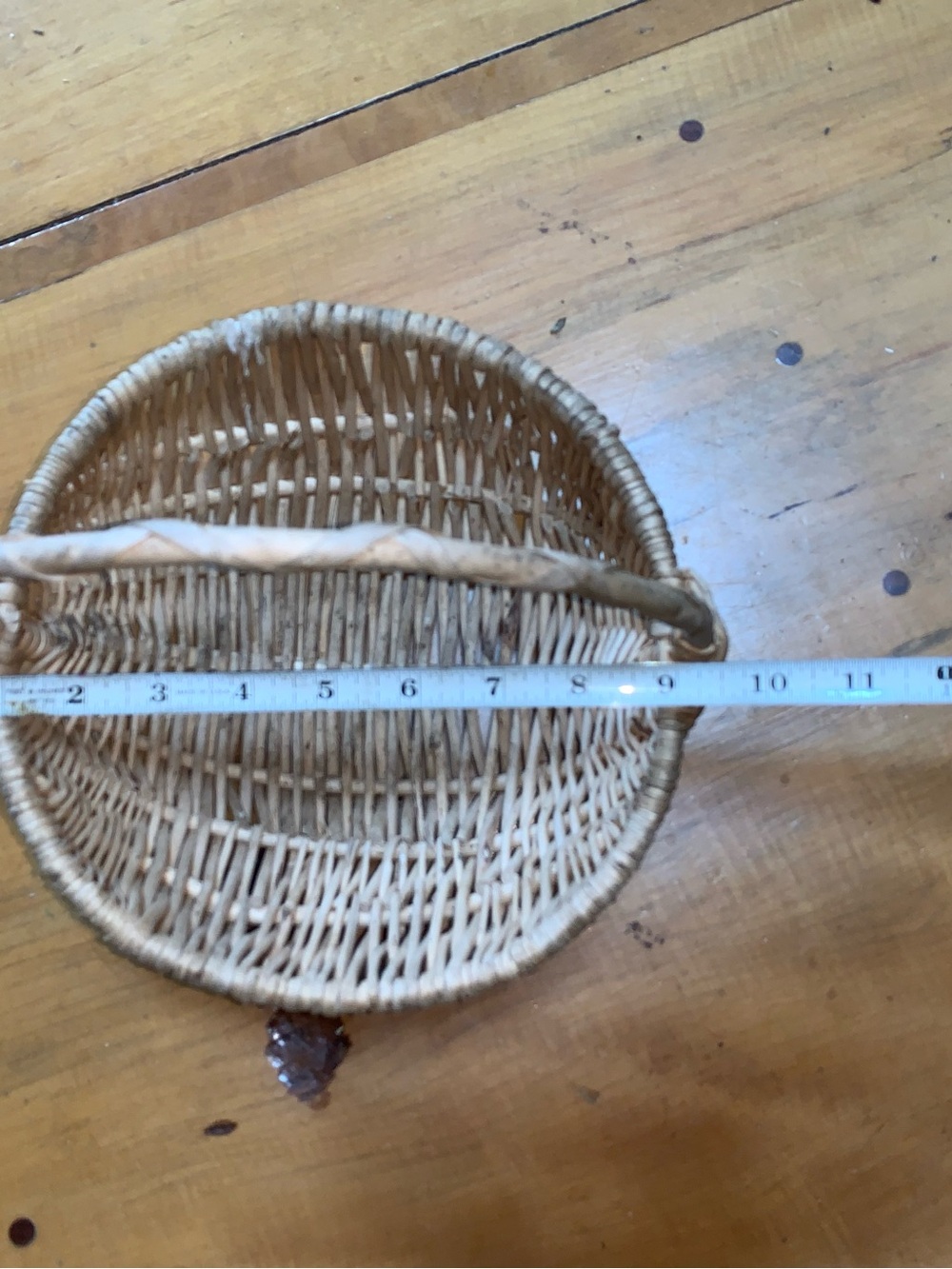 Handwoven Natural Wicker Basket with Handle - Natural